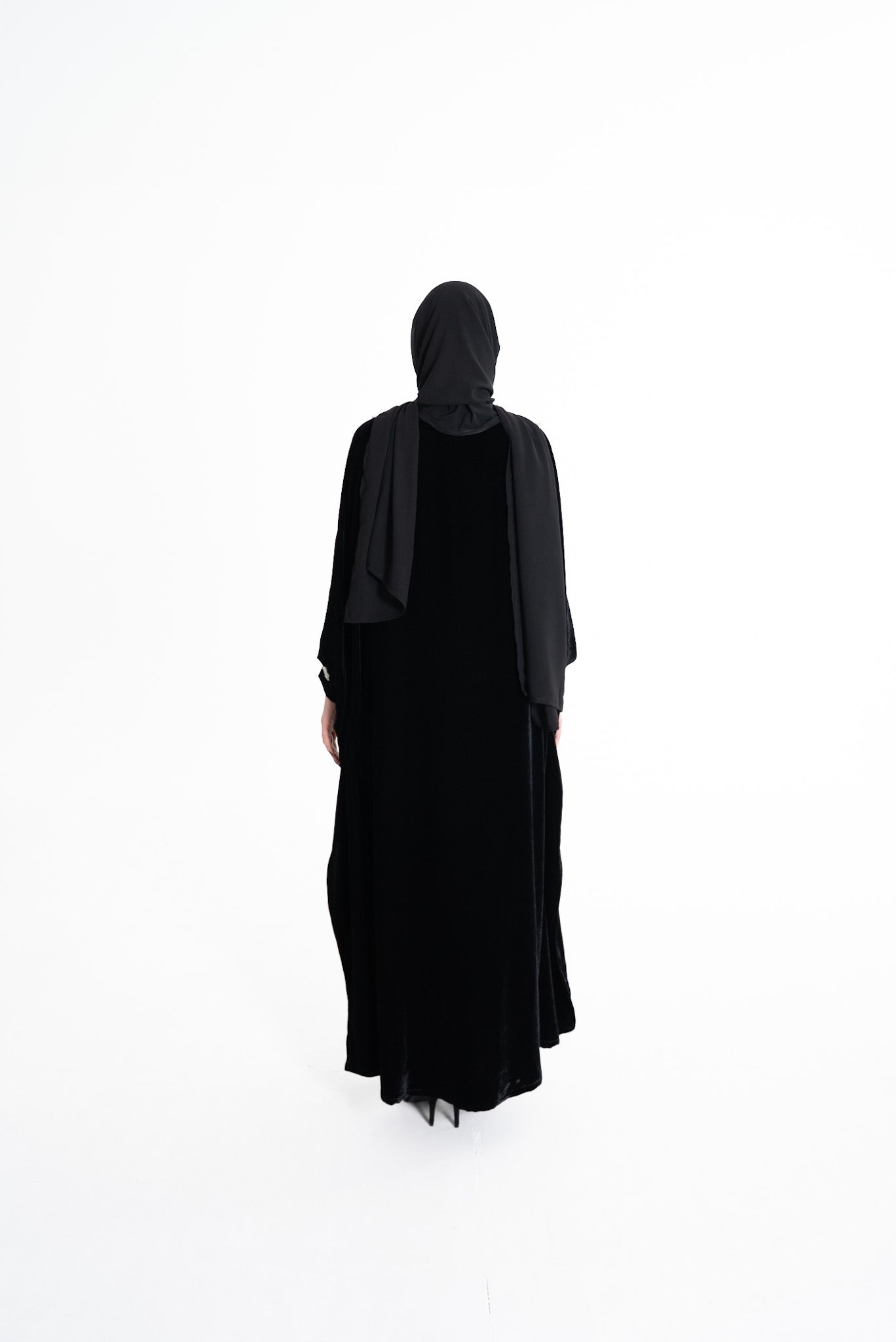 MIDNIGHT VELVET ABAYA